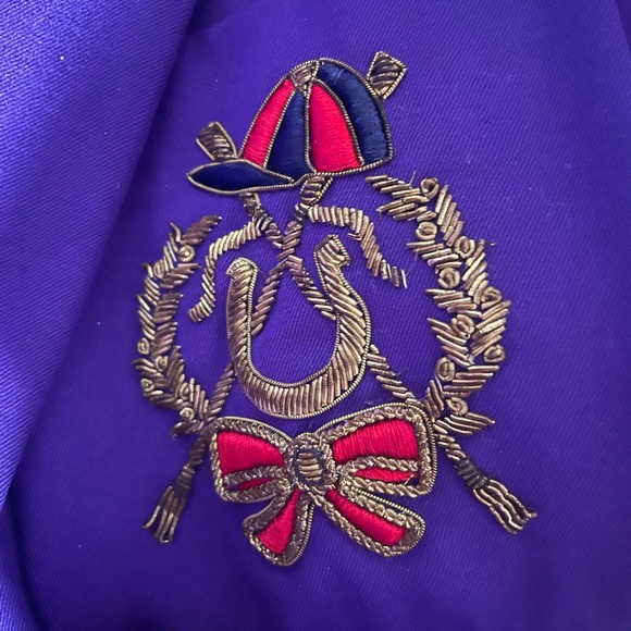 ESCADA - Picture 11 of 12